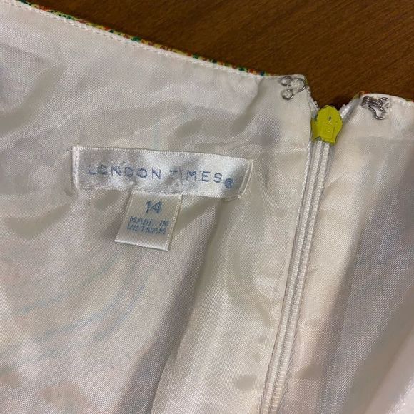 London Times sleeveless v neck midi dress size 14 - Picture 3 of 4